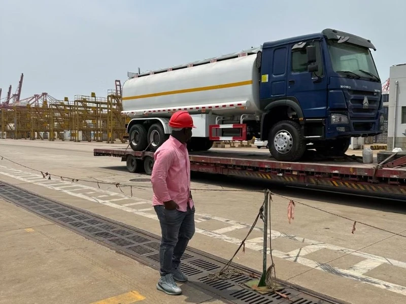 Fuel Tanker Truck Fuel Tanker Truck